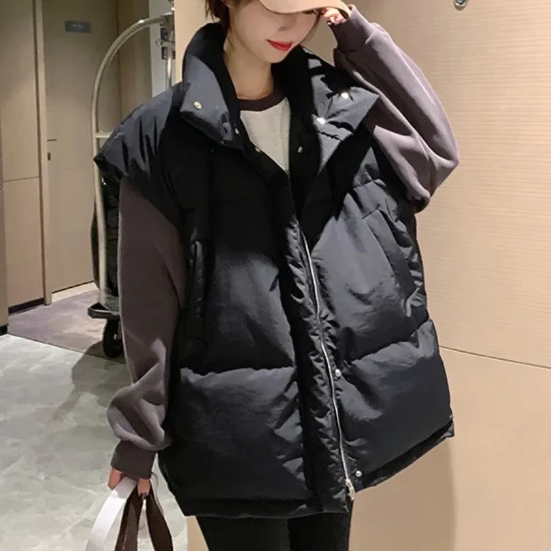 Padded Vest Gilet - เสื้อกั๊กผู้หญิงสีพื้นมีซิป สวยงาม อุ่นสบาย เหมาะกับฤดูเปลี่ยนผ่าน บุผ้าฝ้าย สำหรับฤดูหนาว