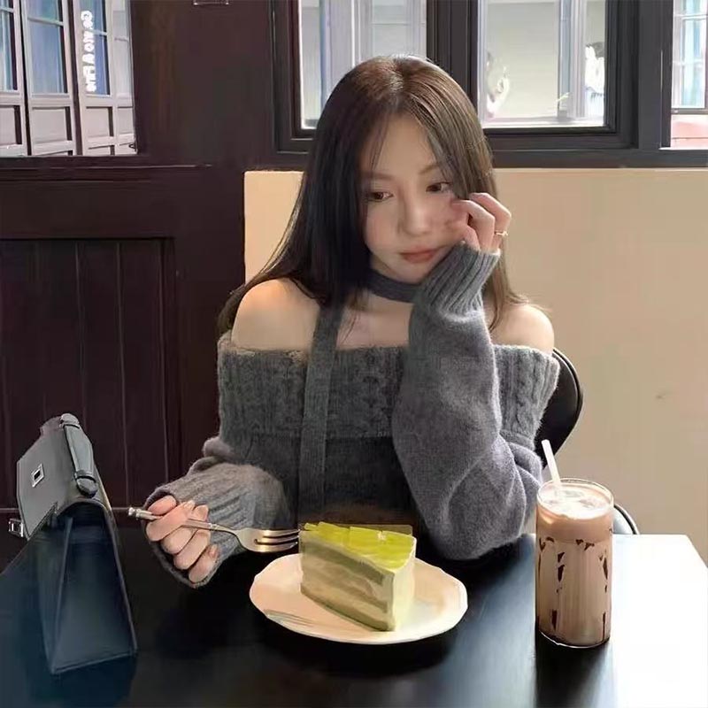 เสื้อผ้าแฟชั่นผู้หญิง คอเฉียง  - Winter Clothing Trends บทวิจารณ์และราคา